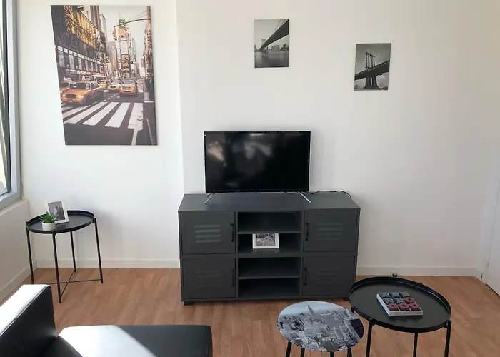 Hyper Centre - Wifi Fibre Gratuit - Jergweloh - Le New Yorkais * Caen