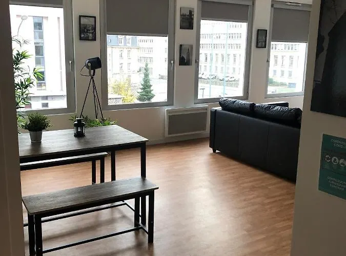 Hyper Centre - Wifi Fibre Gratuit - Jergweloh - Le New Yorkais *